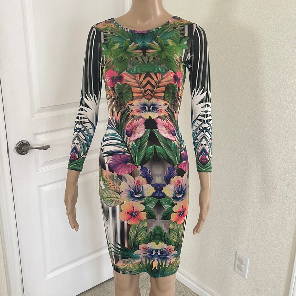 Perfect condition Topshop Versace inspired green floral bodycon midi dress US 2